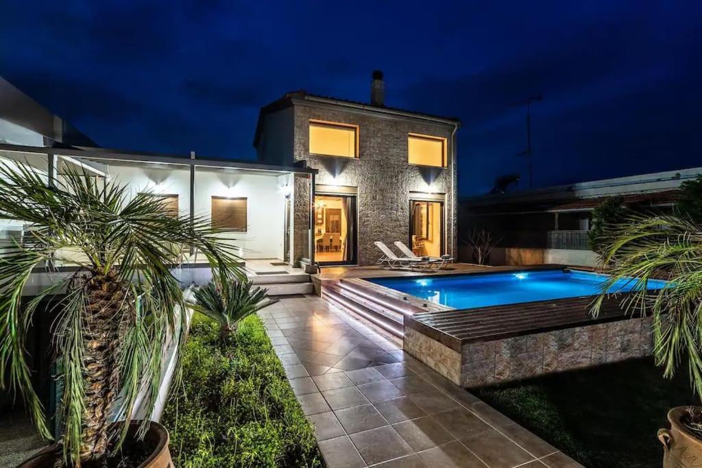 Kampos Villa
