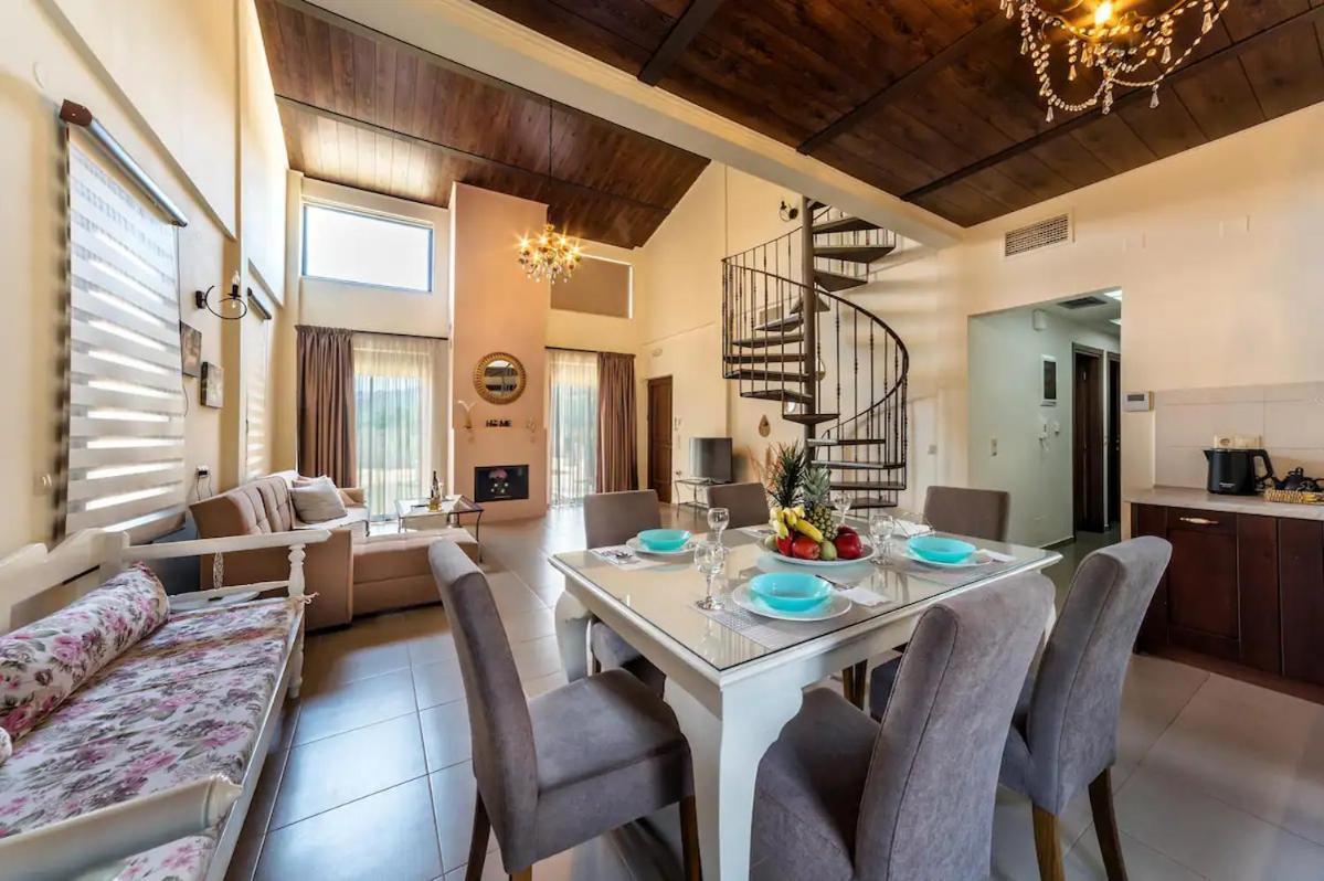 Villa Kampos *