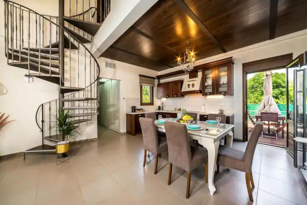Villa Kampos *